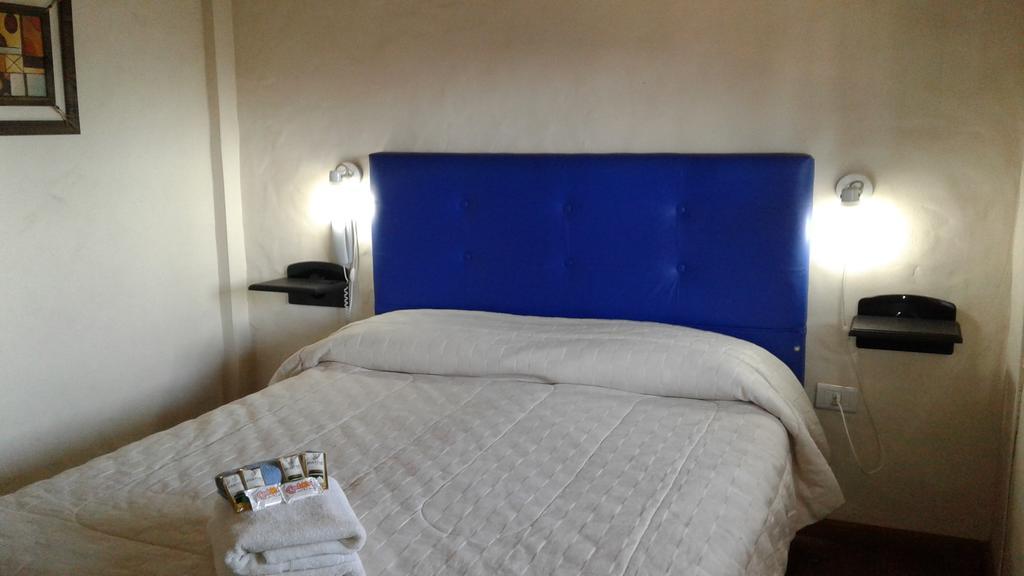 Hotel Cristobal De 3*